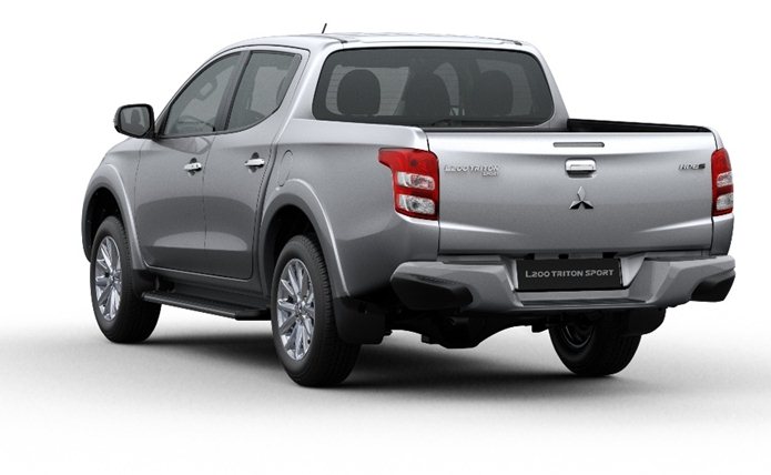 mitsubishi l200 triton sport 2019 traseira