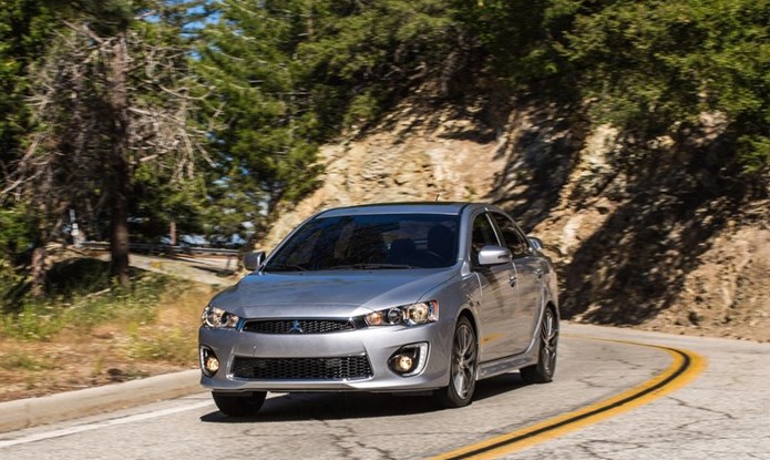 mitsubishi lancer 2016