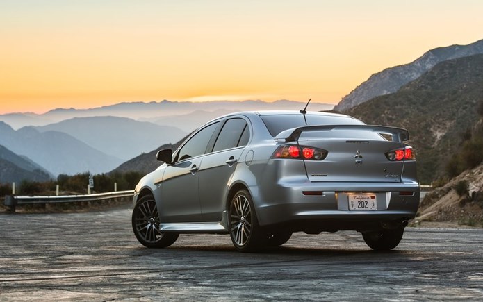 mitsubishi lancer 2016