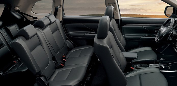 mitsubishi outlander 7 lugares interior 2018