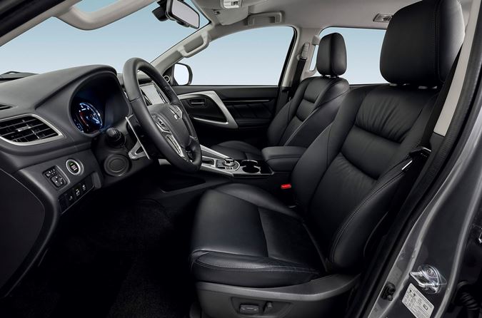 novo pajero sport 2020 interior bancos