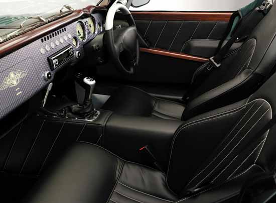 interior morgan aero