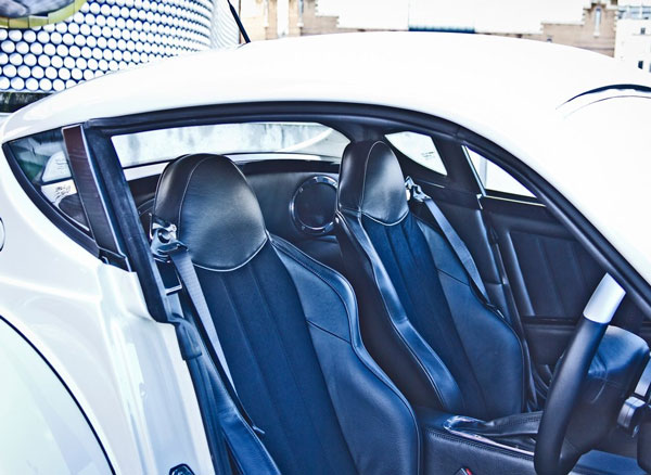 interior morgan aero coupe 2013