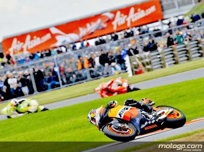 moto gp andrea dovizioso silverstone