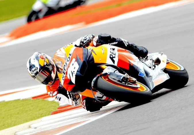 Dani Pedrosa moto gp silverstone 2010