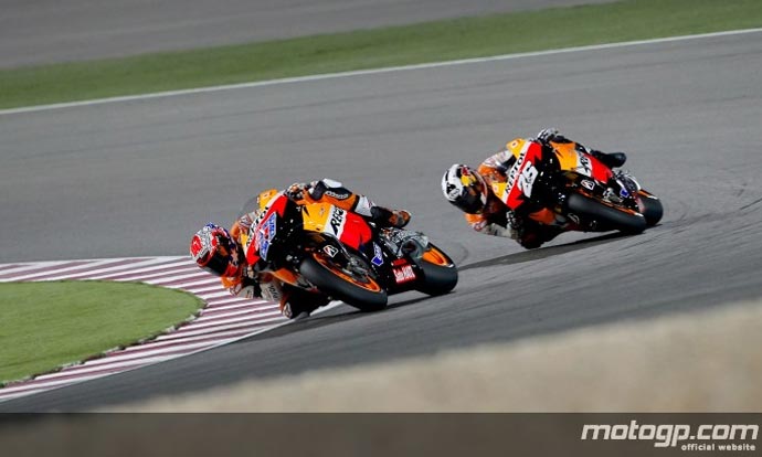 jorge lorenzo e dani pedrosa moto gp qatar 2011