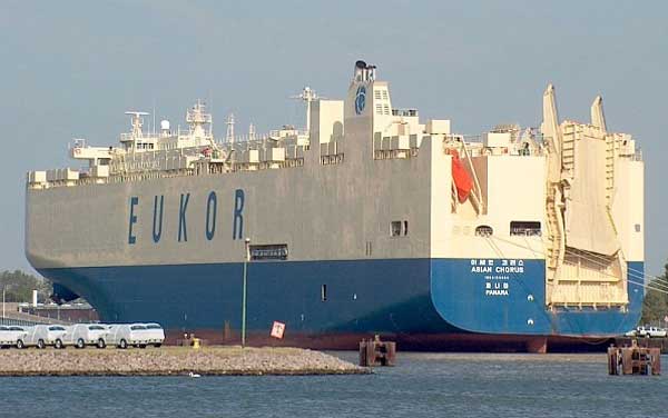 navio com carros da hyundai/kia é sequestrado na somalia