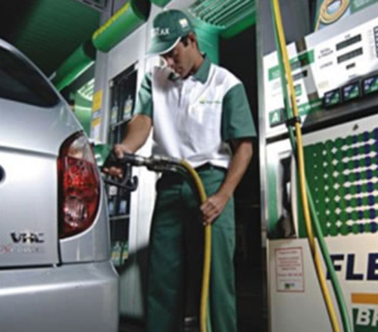 posto de gasolina petrobras bomba de combustivel