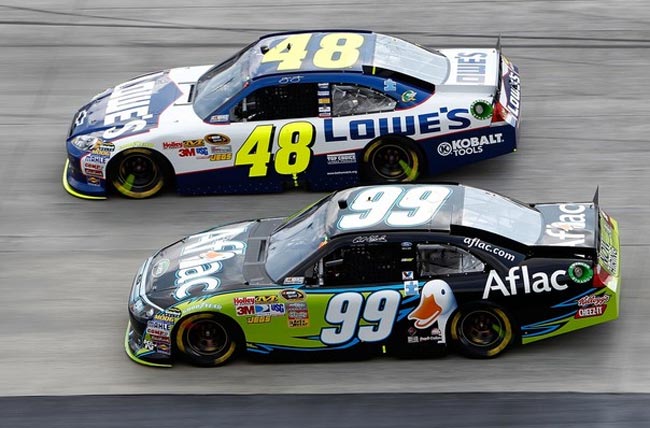 jimmie johnson calr edwards nascar sprint cup dover 2011