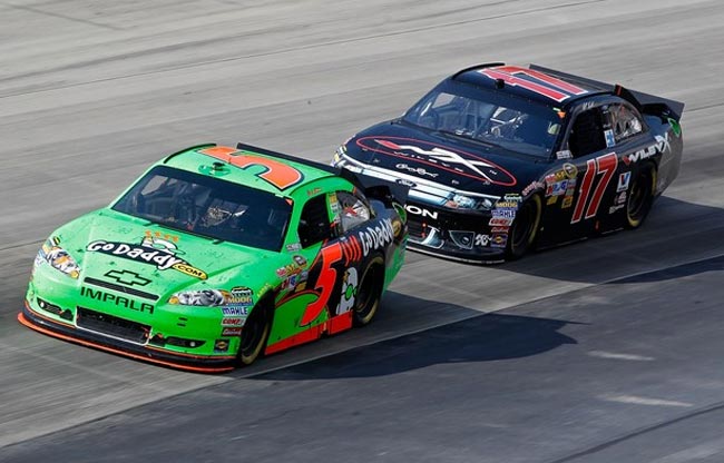 mark martin - mark kenseth nascar sprint cup dover 2011