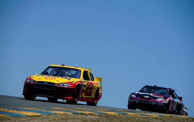 nascar 2011 sonoma kurt busch dodge