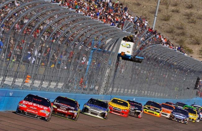 nascar phoenix 2011