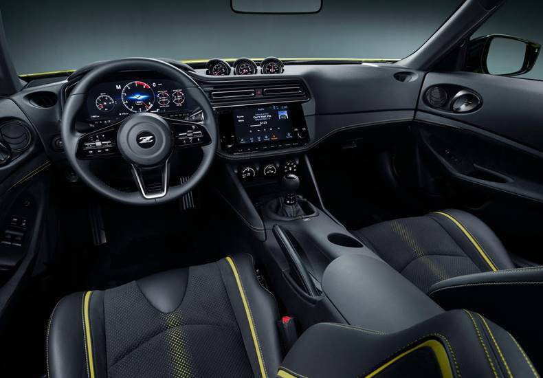 nissan 400z interior