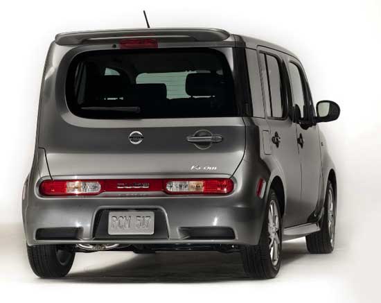 nissan cube 2010