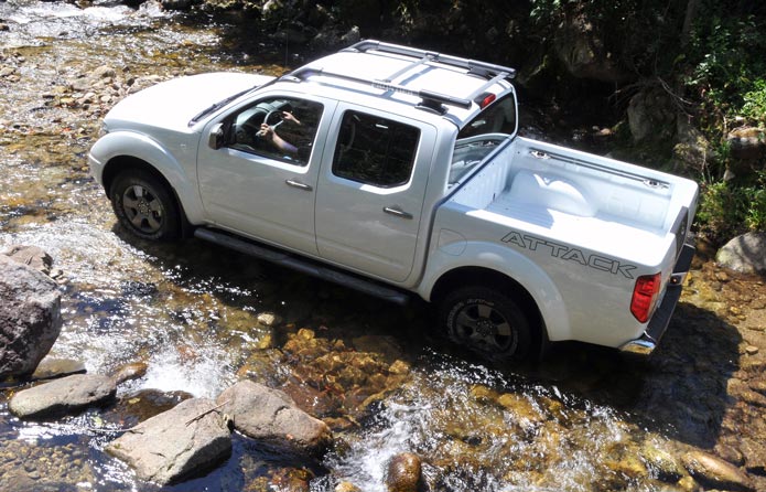 nissan frontier attack 2013