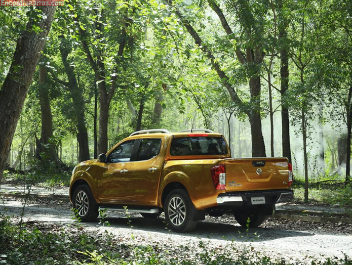 nissan frontier 2016