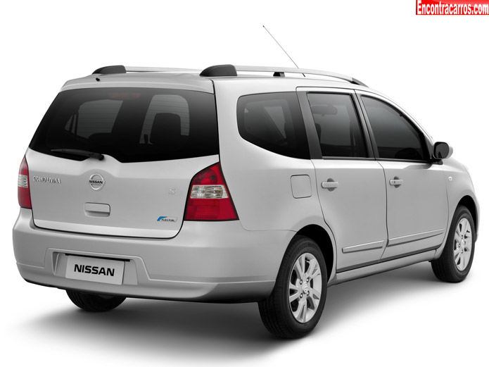 nissan grand livina 2014 traseira