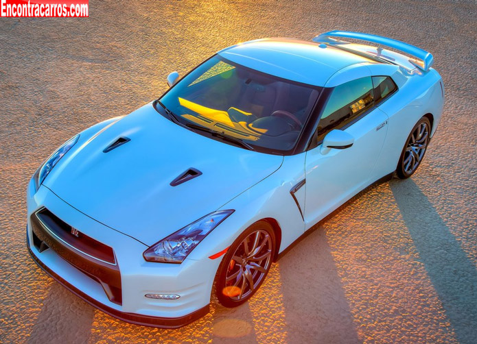 nissan gtr 2014