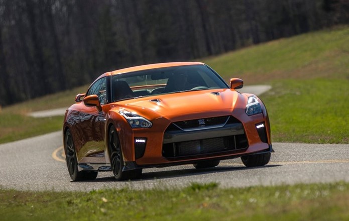 nissan gt-r 2017