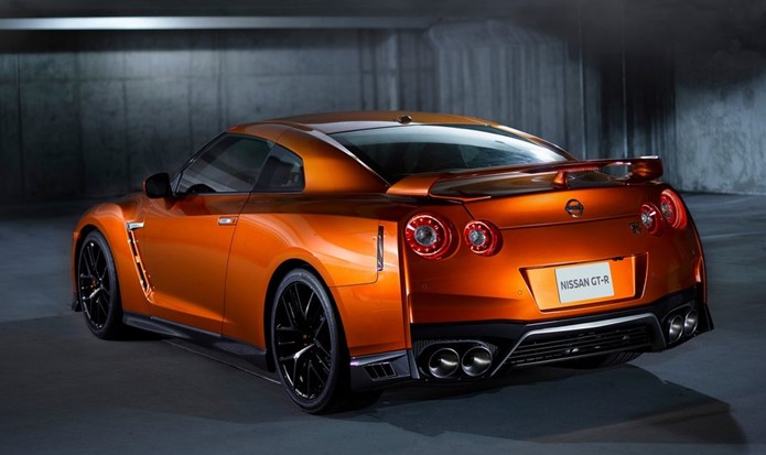 nissan gt-r 2017