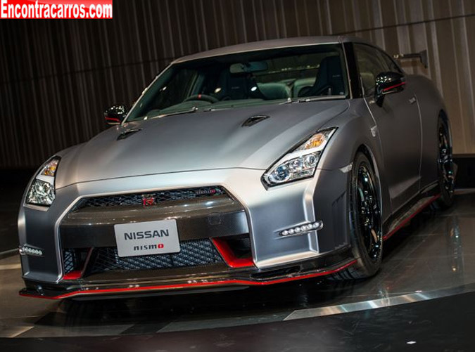 nissan gt-r nismo 2014