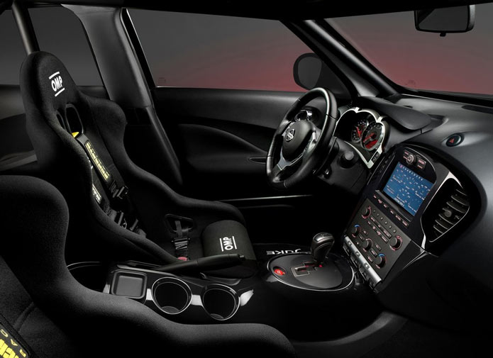 nissan juke r interior