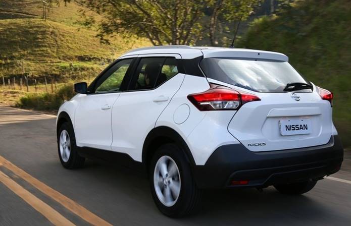 nissan kicks 2020 traseira