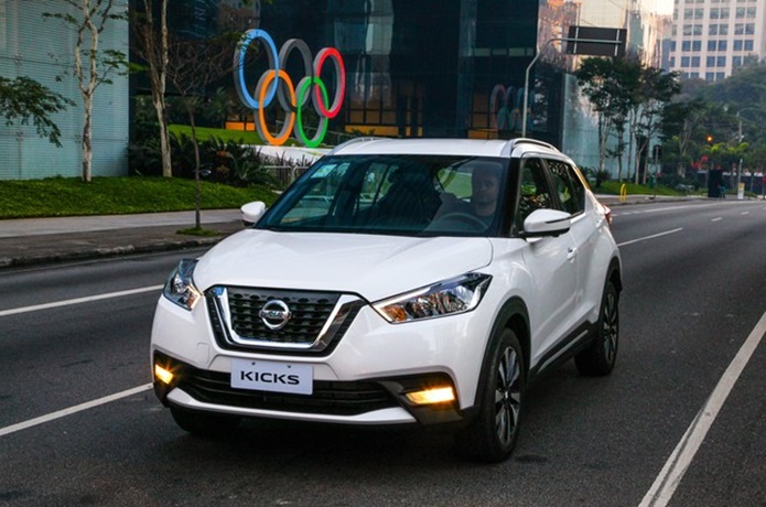 nissan kicks