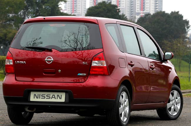 nissan livina 2011 traseira