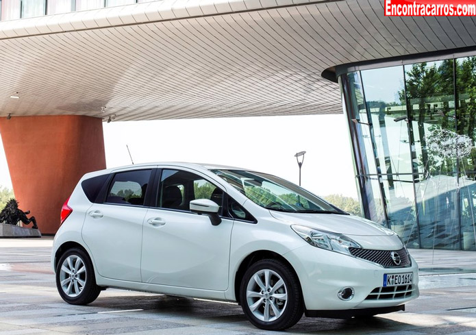 nissan note 2015