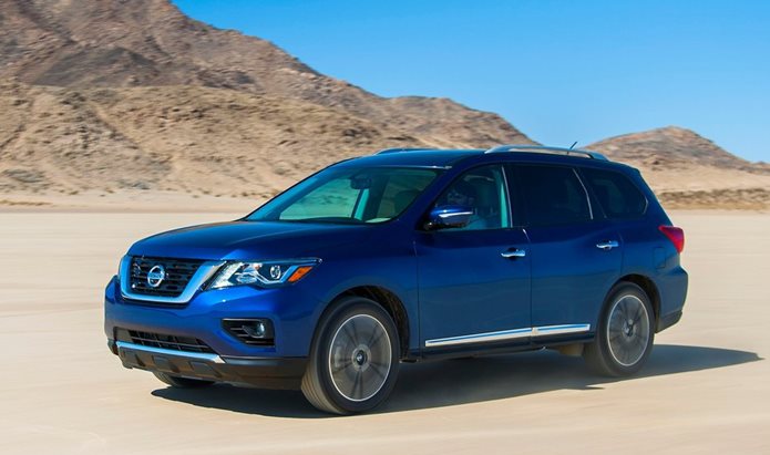 nissan pathfinder 2017