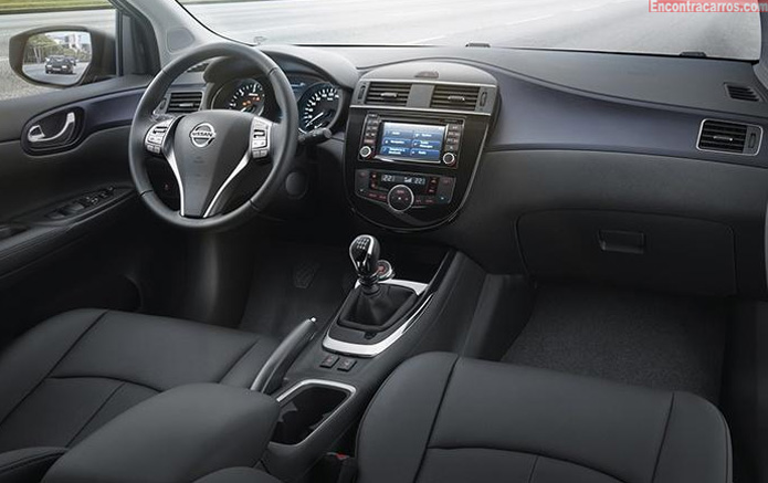 novo nissan pulsar interior painel