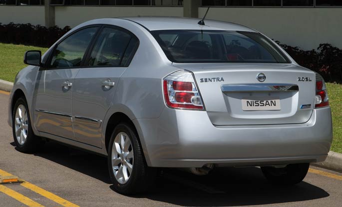 nissan sentra 2011