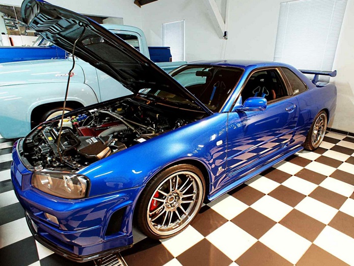 nissan skyline gt-r r34