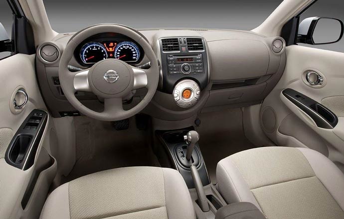 nissan sunny 2011 / 2012 interior painel