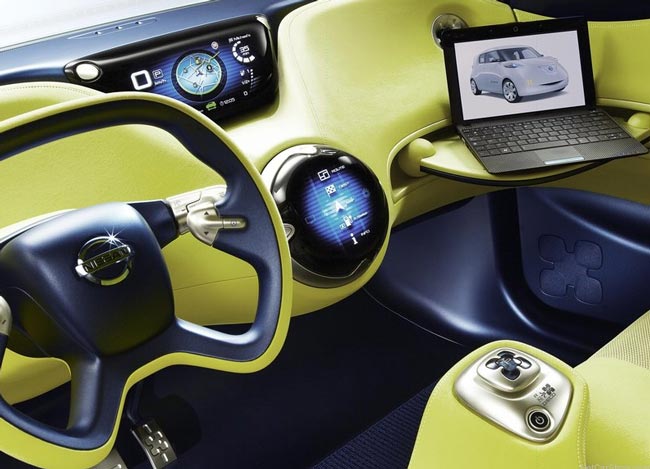 interior nissan townpod