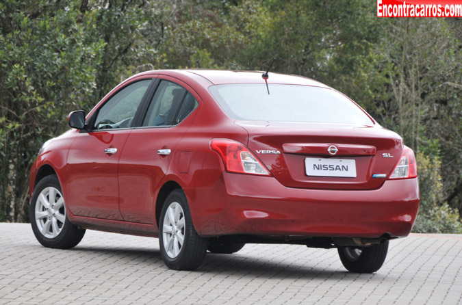 nissan versa 2014