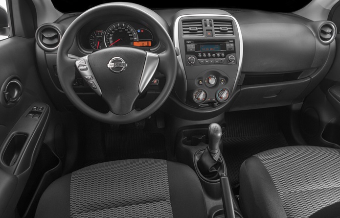 nissan versa 2015 2016 interior painel