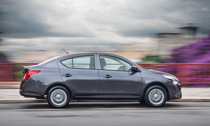 nissan versa 2015 2016