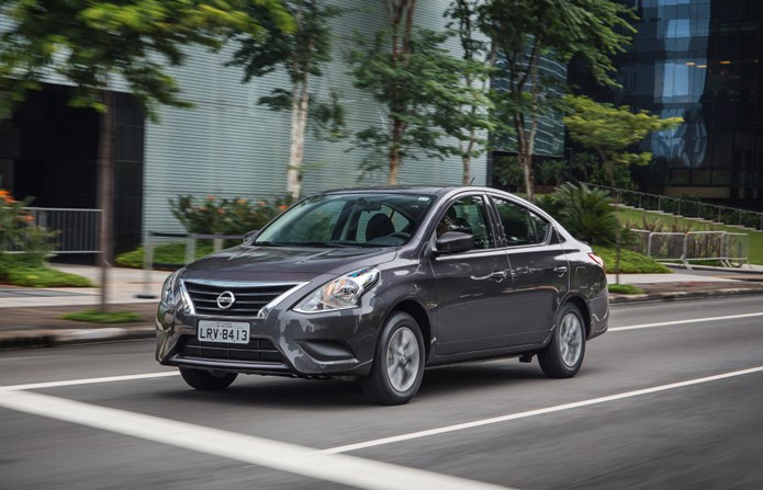 nissan versa 2015 2016