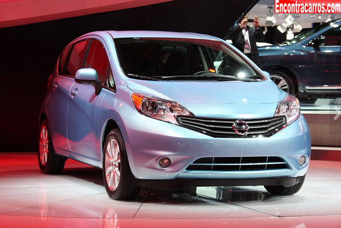 nissan versa note 2013