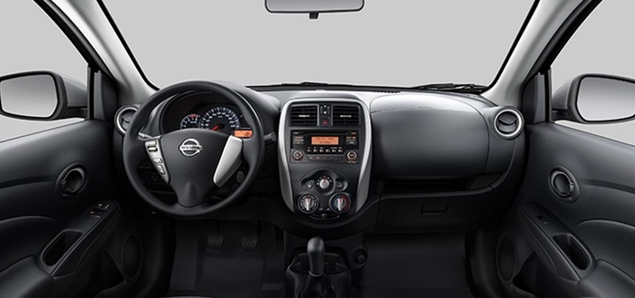 nissan new versa interior painel