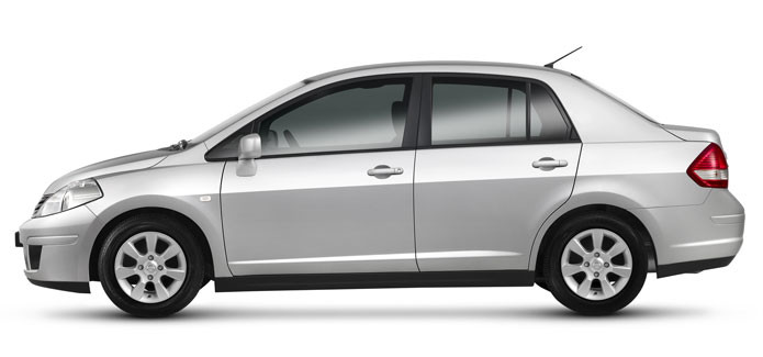 nissan tiida sedan 2013