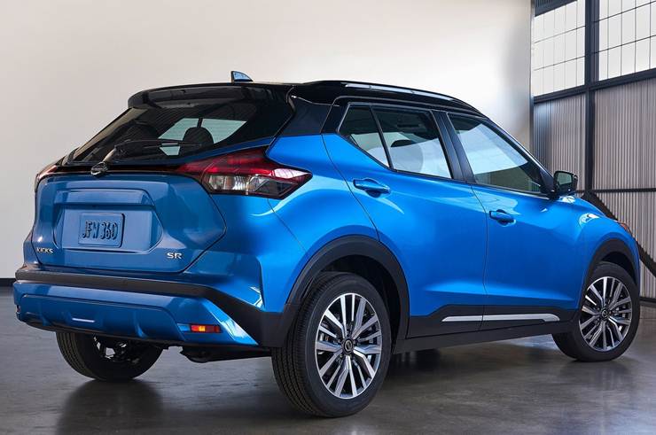 novo nissan kicks 2022 traseira