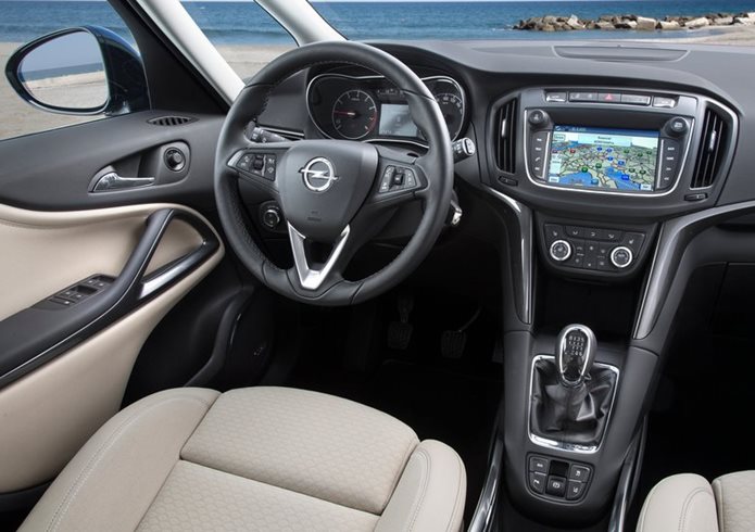 nova zafira 2017 interior