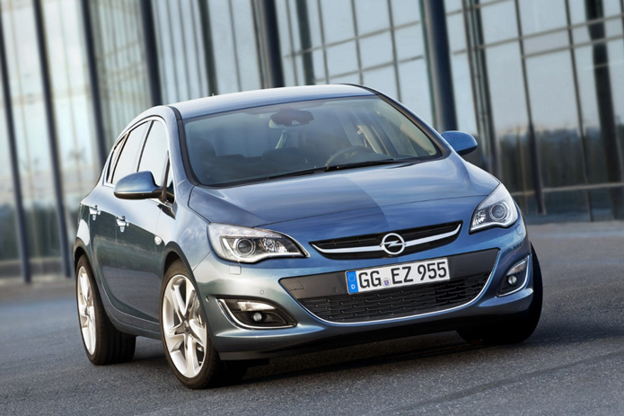 opel astra 2013