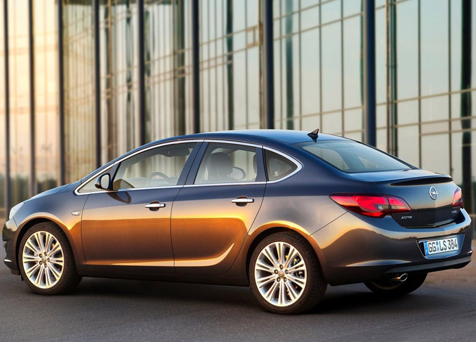 novo opel astra sedan