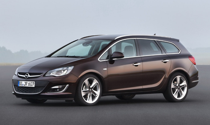 opel astra sport tourer 2013