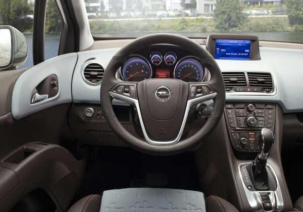 interior opel meriva 2011