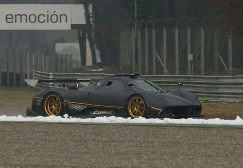 pagani zonda r 2009